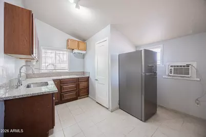 610 N 9th Street #3, Phoenix, AZ 85006 - Photo 7