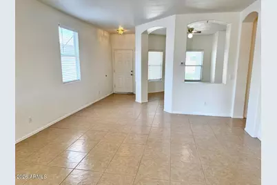 19 S 119th Avenue, Avondale, AZ 85323 - Photo 7
