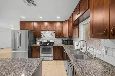 701 W Los Lagos Vista Avenue, Mesa, AZ 85210 - Photo 13