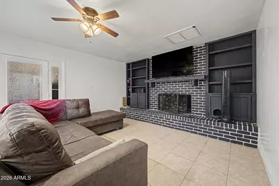 701 W Los Lagos Vista Avenue, Mesa, AZ 85210 - Photo 9