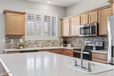 16190 W Red Rock Drive, Surprise, AZ 85374 - Photo 7