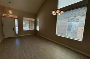 1470 W Armstrong Way, Chandler, AZ 85286 - Photo 3