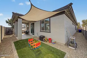 17308 W Daley Ln, Surprise, AZ 85387 - Photo 21