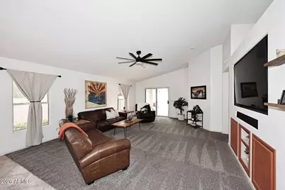8818 W Melinda Lane, Peoria, AZ 85382 - Photo 17