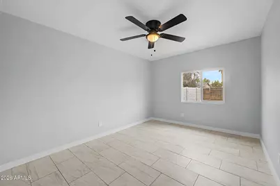 6753 W Palm Lane, Phoenix, AZ 85035 - Photo 19