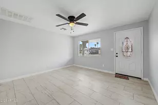 6753 W Palm Ln, Phoenix, AZ 85035 - Photo 5