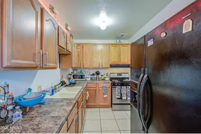 122 W Grove Street, Phoenix, AZ 85041 - Photo 17