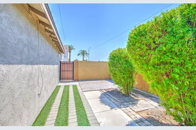 122 W Grove Street, Phoenix, AZ 85041 - Photo 33