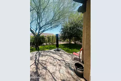 12657 W Fetlock Trail, Peoria, AZ 85383 - Photo 13
