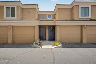 1411 E Orangewood Ave, Phoenix, AZ 85020 - Photo 1