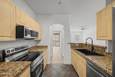 1411 E Orangewood Avenue #205, Phoenix, AZ 85020 - Photo 13