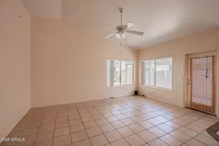 925 S Sailfish Dr, Gilbert, AZ 85233 - Photo 11