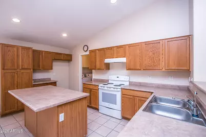 12522 W Grant Street, Avondale, AZ 85323 - Photo 11