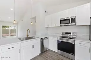 6121 W Maui Ln, Glendale, AZ 85306 - Photo 9