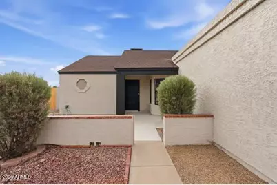 6121 W Maui Lane, Glendale, AZ 85306 - Photo 3
