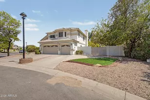 5773 W Shannon St, Chandler, AZ 85226 - Photo 5