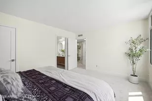 6502 N Central Ave, Phoenix, AZ 85012 - Photo 17