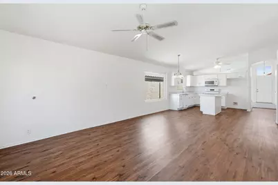972 E Constitution Drive, Chandler, AZ 85225 - Photo 9