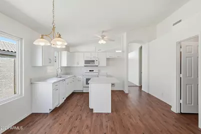 972 E Constitution Drive, Chandler, AZ 85225 - Photo 15