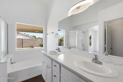 972 E Constitution Drive, Chandler, AZ 85225 - Photo 29