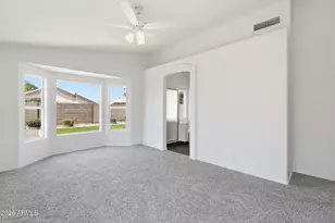 972 E Constitution Dr, Chandler, AZ 85225 - Photo 23