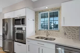 817 W Oregon Ave, Phoenix, AZ 85013 - Photo 9