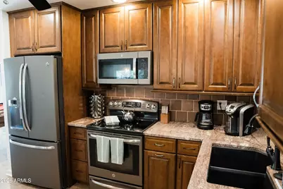4808 N 82nd Street, Scottsdale, AZ 85251 - Photo 3