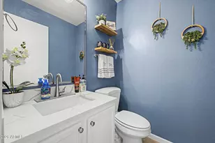 2098 E Spruce Dr, Chandler, AZ 85286 - Photo 13