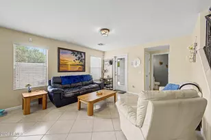 2098 E Spruce Dr, Chandler, AZ 85286 - Photo 3