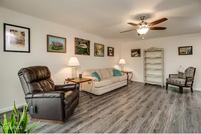 18206 N Stonebrook Drive, Sun City West, AZ 85375 - Photo 3
