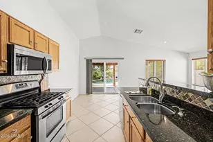 4040 N 14th Pl, Phoenix, AZ 85014 - Photo 13