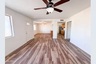 10215 N 36th Avenue, Phoenix, AZ 85051 - Photo 5