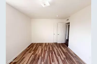 10215 N 36th Avenue, Phoenix, AZ 85051 - Photo 17