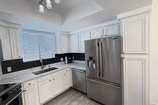 4925 E Desert Cove Ave, Scottsdale, AZ 85254 - Photo 9