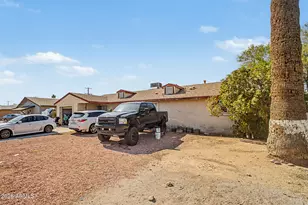 6014 W Pinchot Ave, Phoenix, AZ 85033 - Photo 3