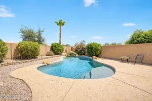 102 W Morrow Dr, Phoenix, AZ 85027 - Photo 21
