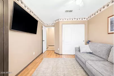 102 W Morrow Drive, Phoenix, AZ 85027 - Photo 15