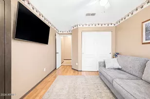 102 W Morrow Dr, Phoenix, AZ 85027 - Photo 15
