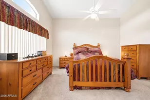 102 W Morrow Dr, Phoenix, AZ 85027 - Photo 9