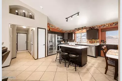 102 W Morrow Drive, Phoenix, AZ 85027 - Photo 5