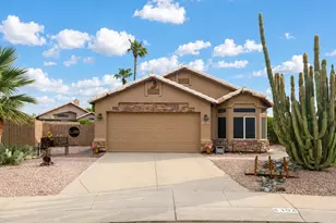 102 W Morrow Dr, Phoenix, AZ 85027 - Photo 1