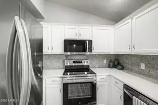 4407 E Amberwood Dr, Phoenix, AZ 85048 - Photo 15