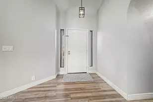 4407 E Amberwood Dr, Phoenix, AZ 85048 - Photo 7
