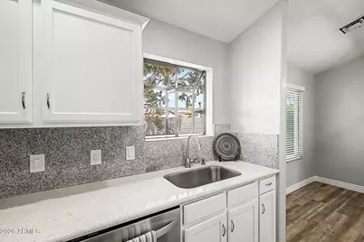 4407 E Amberwood Drive, Phoenix, AZ 85048 - Photo 15