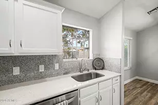 4407 E Amberwood Dr, Phoenix, AZ 85048 - Photo 15