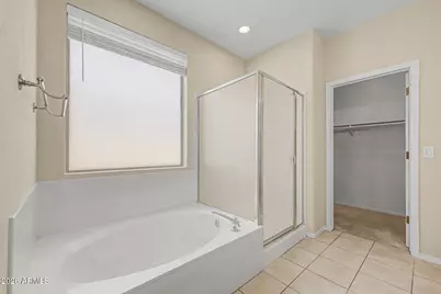 1819 W Nighthawk Way, Phoenix, AZ 85045 - Photo 15
