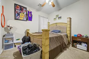 7424 W Wolf St, Phoenix, AZ 85033 - Photo 15