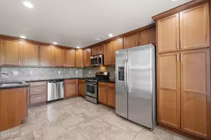 21320 N 56th St, Phoenix, AZ 85054 - Photo 9