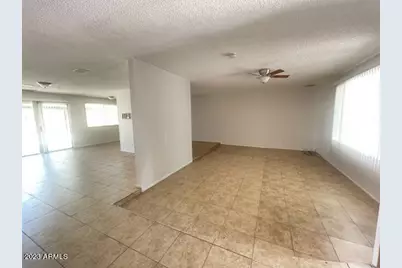 2918 W Glendale Avenue, Phoenix, AZ 85051 - Photo 5