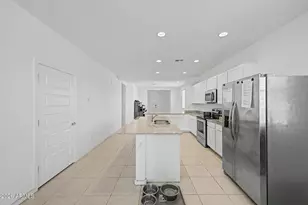 12159 E Wallflower Ln, Florence, AZ 85132 - Photo 11